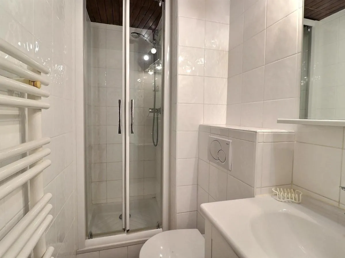 Studio Skis Aux Pieds, Bien Equipe Avec Wi-Fi - Les Allues - Fr-1-182-42 Meribel Apartment