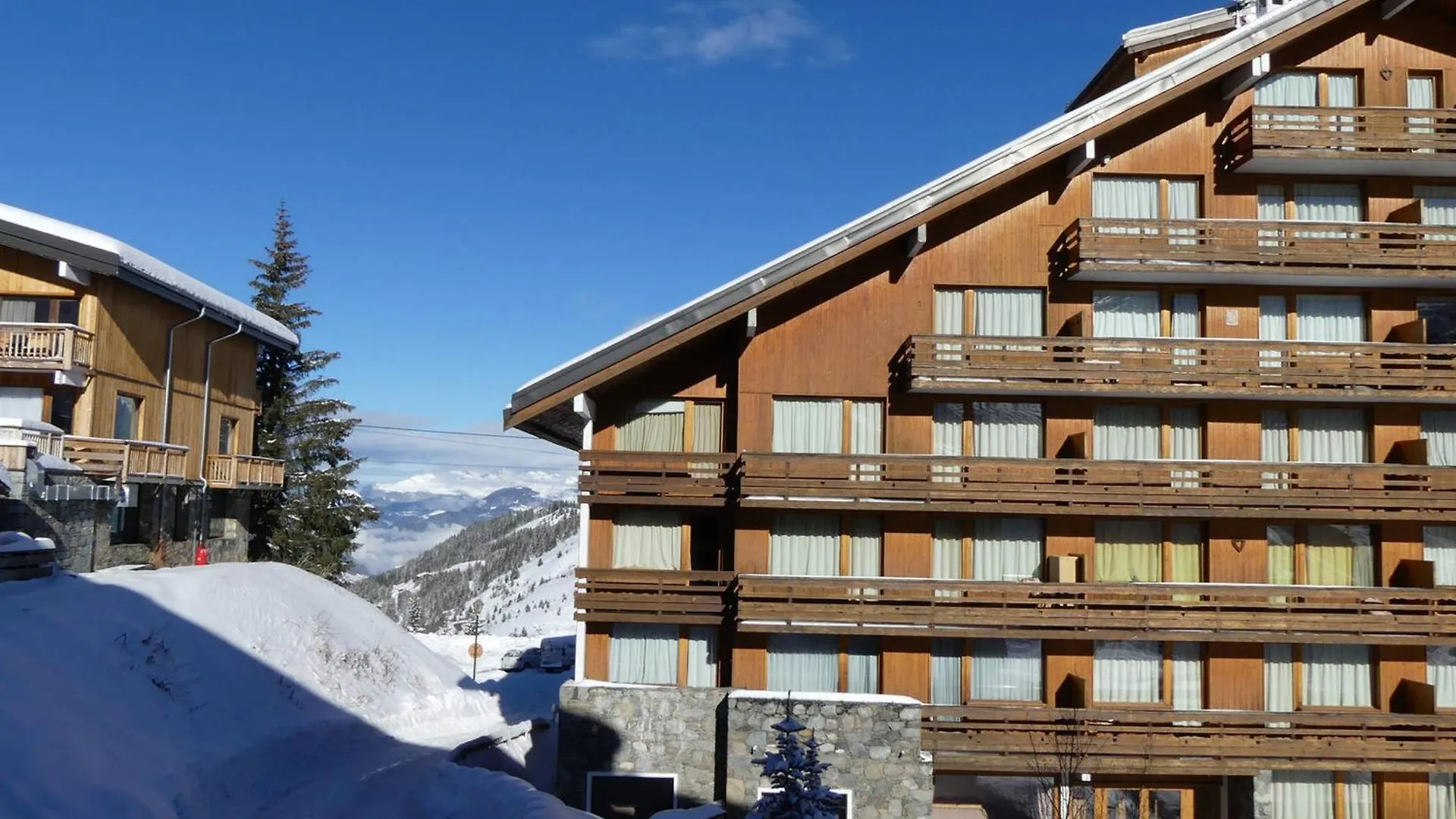 Apartment Studio Skis Aux Pieds, Bien Equipe Avec Wi-Fi - Les Allues - Fr-1-182-42 Meribel