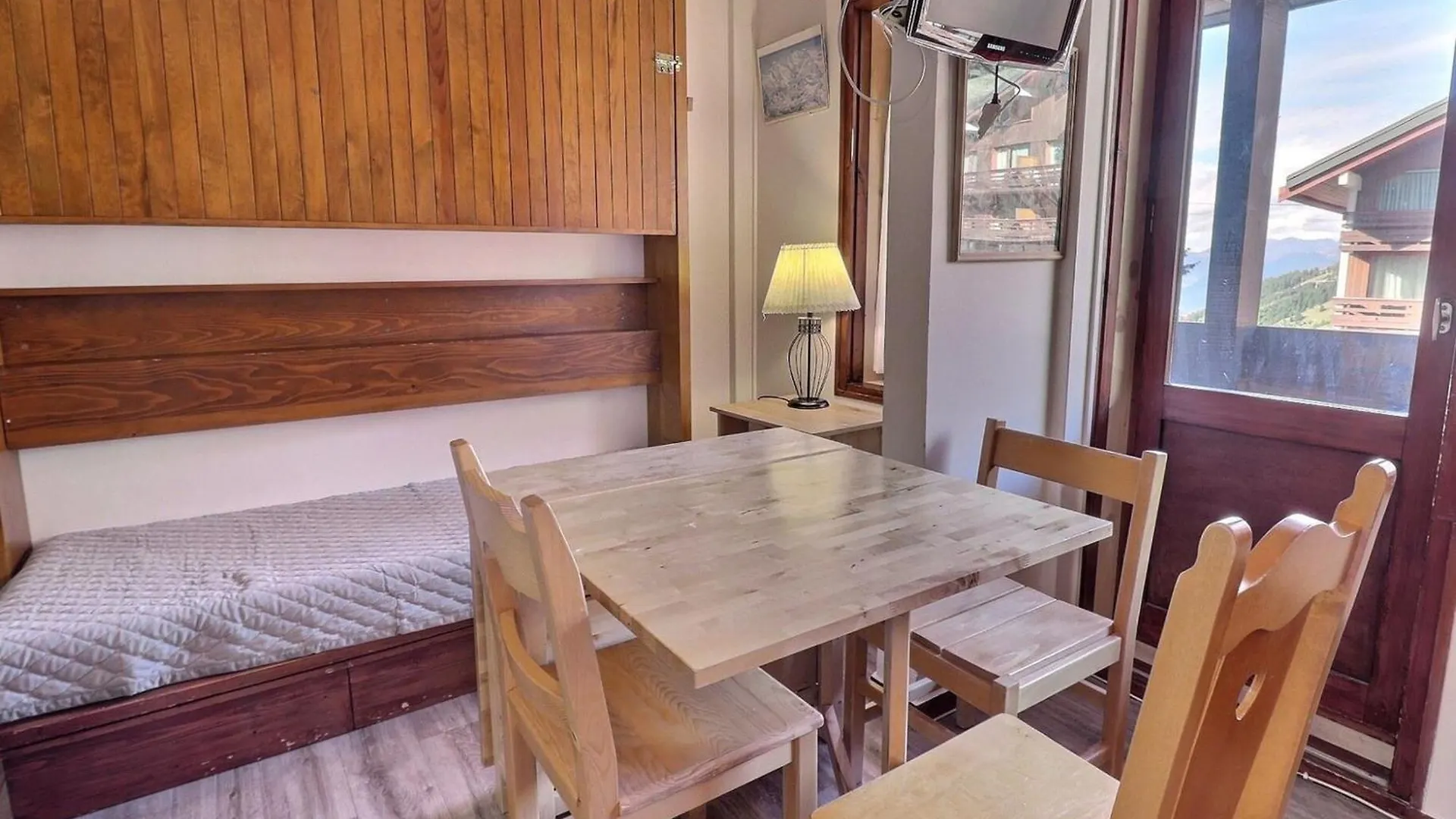 Apartment Studio Skis Aux Pieds, Bien Equipe Avec Wi-Fi - Les Allues - Fr-1-182-42 Meribel France